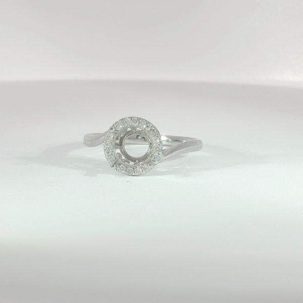 Engagement Ring Setting Hupp Jewelers Fishers, IN