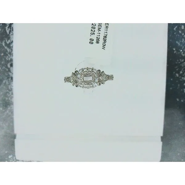 Engagement Ring Setting Hupp Jewelers Fishers, IN