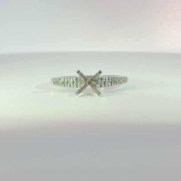 Engagement Ring Setting Hupp Jewelers Fishers, IN