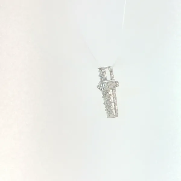 Diamond Pendant Image 2 Hupp Jewelers Fishers, IN