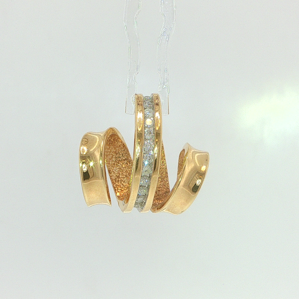 Diamond Pendant Hupp Jewelers Fishers, IN