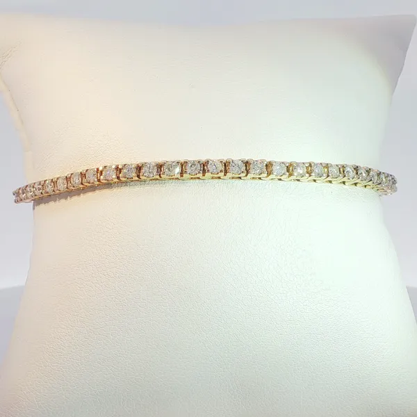 Diamond Bracelet Hupp Jewelers Fishers, IN
