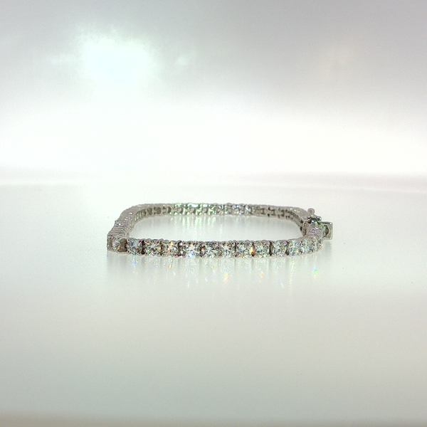 Diamond Bracelet Image 3 Hupp Jewelers Fishers, IN