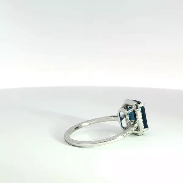 Women's Colored Stone Fashion Ring Image 5 Hupp Jewelers Fishers, IN