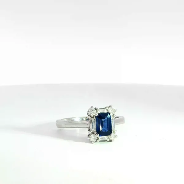 Women's Colored Stone Fashion Ring Hupp Jewelers Fishers, IN