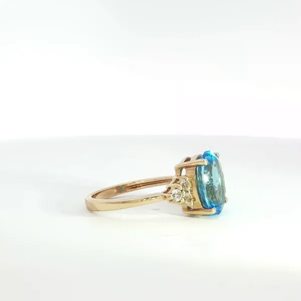 Women's Colored Stone Fashion Ring Hupp Jewelers Fishers, IN
