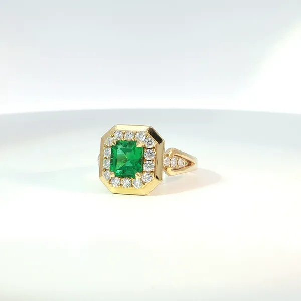 Women's Colored Stone Fashion Ring Hupp Jewelers Fishers, IN
