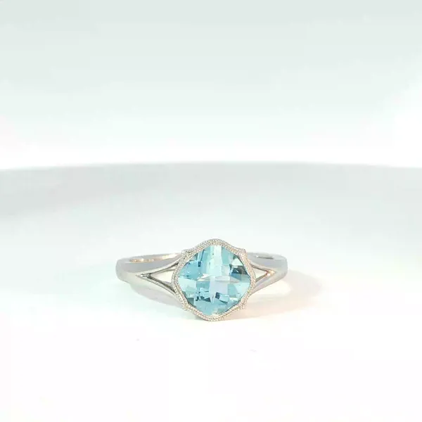 Women's Colored Stone Fashion Ring Hupp Jewelers Fishers, IN