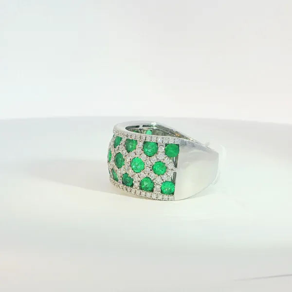 Women's Colored Stone Fashion Ring Image 2 Hupp Jewelers Fishers, IN