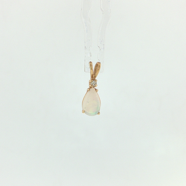 Colored Stone Pendant Hupp Jewelers Fishers, IN