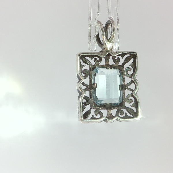 Colored Stone Pendant Image 4 Hupp Jewelers Fishers, IN