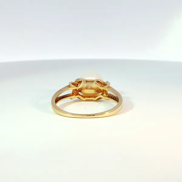 Pearl Ring Image 3 Hupp Jewelers Fishers, IN