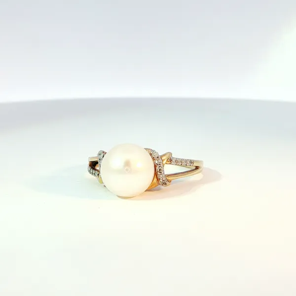 Pearl Ring Hupp Jewelers Fishers, IN