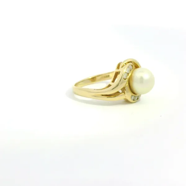Pearl Ring Image 5 Hupp Jewelers Fishers, IN