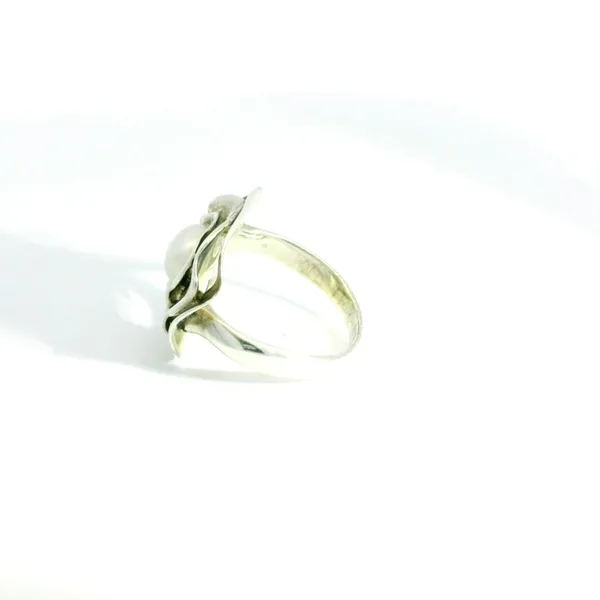 Pearl Ring Image 3 Hupp Jewelers Fishers, IN