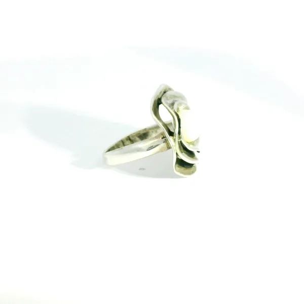 Pearl Ring Image 5 Hupp Jewelers Fishers, IN