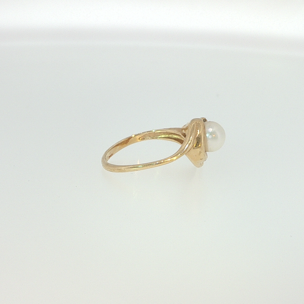 Pearl Ring Image 5 Hupp Jewelers Fishers, IN