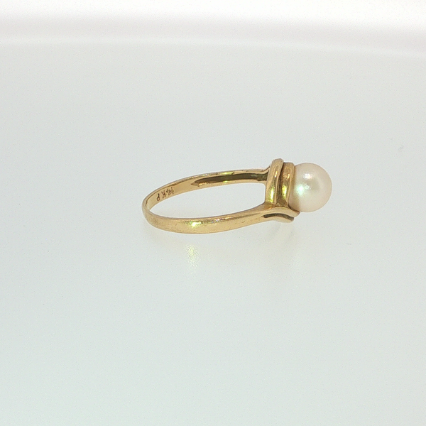 Pearl Ring Image 5 Hupp Jewelers Fishers, IN