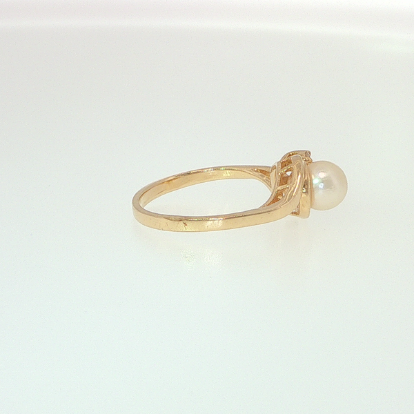Pearl Ring Image 5 Hupp Jewelers Fishers, IN