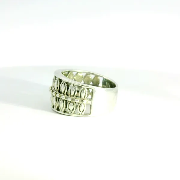 Silver Ring Image 3 Hupp Jewelers Fishers, IN