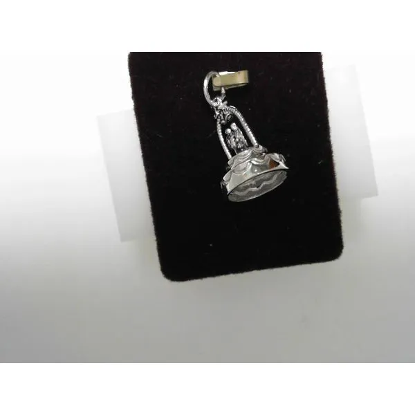 Silver Charm Hupp Jewelers Fishers, IN