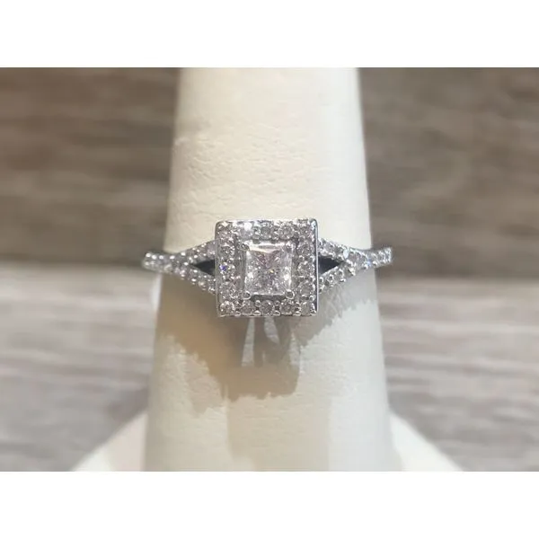 Diamond Engagement Ring Grayson & Co. Jewelers Iron Mountain, MI