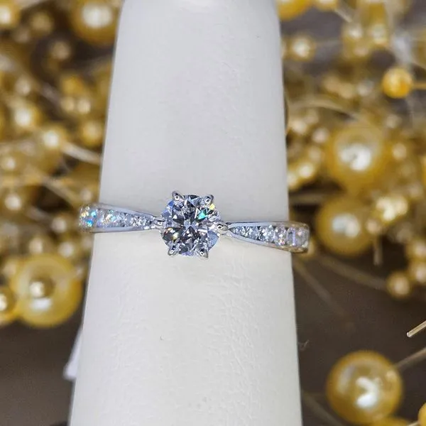 Diamond Engagement Ring Grayson & Co. Jewelers Iron Mountain, MI