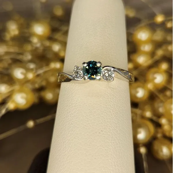 Diamond Engagement Ring Grayson & Co. Jewelers Iron Mountain, MI