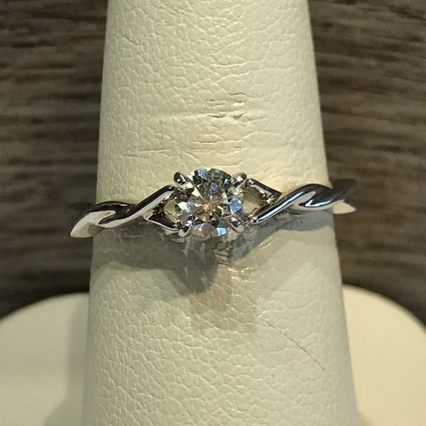 Diamond Engagement Ring Grayson & Co. Jewelers Iron Mountain, MI