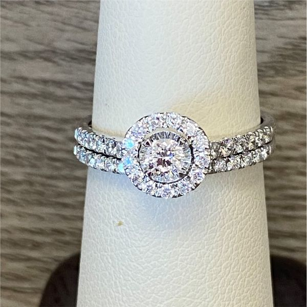 Engagement Ring Grayson & Co. Jewelers Iron Mountain, MI