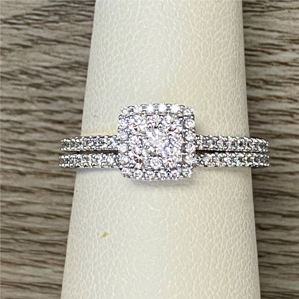 Engagement Ring Grayson & Co. Jewelers Iron Mountain, MI