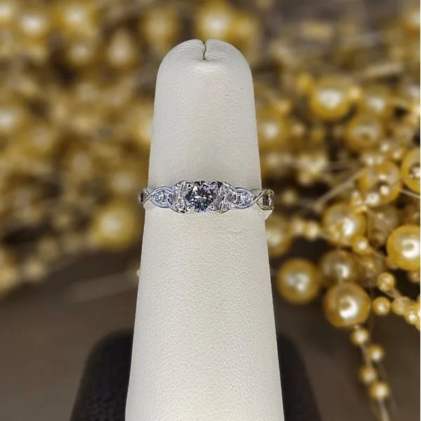 Diamond Engagement Ring Grayson & Co. Jewelers Iron Mountain, MI