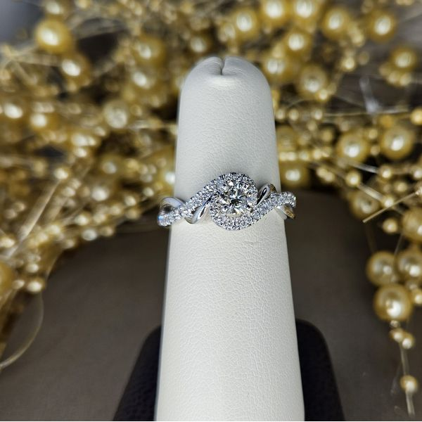 Diamond Engagement Ring Grayson & Co. Jewelers Iron Mountain, MI