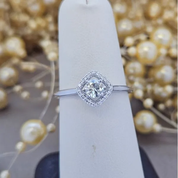 Diamond Engagement Ring Grayson & Co. Jewelers Iron Mountain, MI