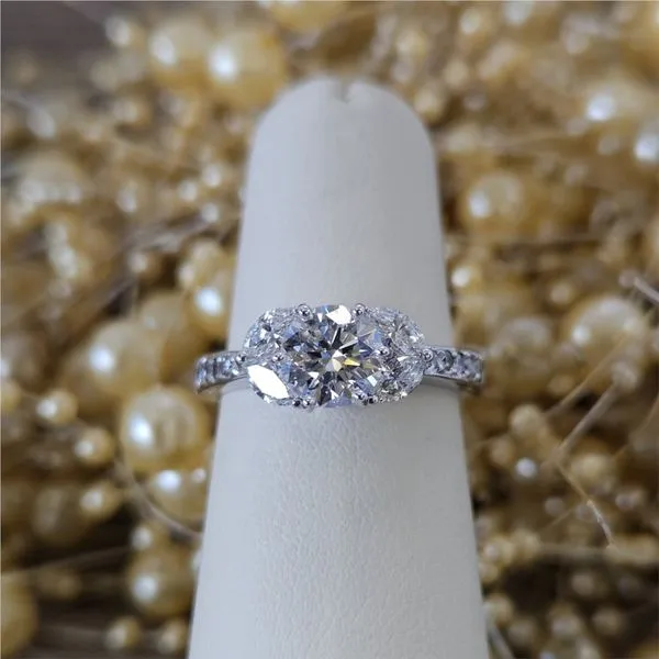 Diamond Engagement Ring Grayson & Co. Jewelers Iron Mountain, MI
