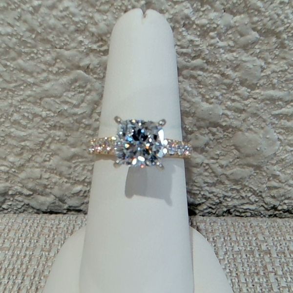 Diamond Engagement Ring Grayson & Co. Jewelers Iron Mountain, MI