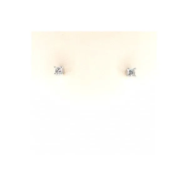 Diamond Studs Grayson & Co. Jewelers Iron Mountain, MI