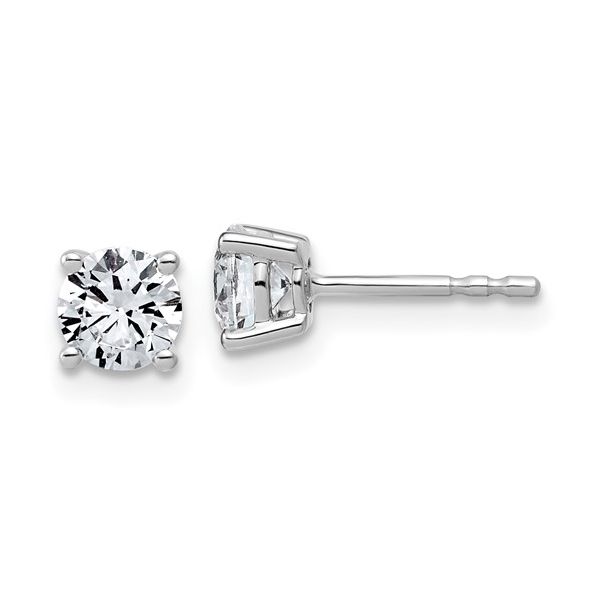 Lab Grown Diamond Studs Grayson & Co. Jewelers Iron Mountain, MI