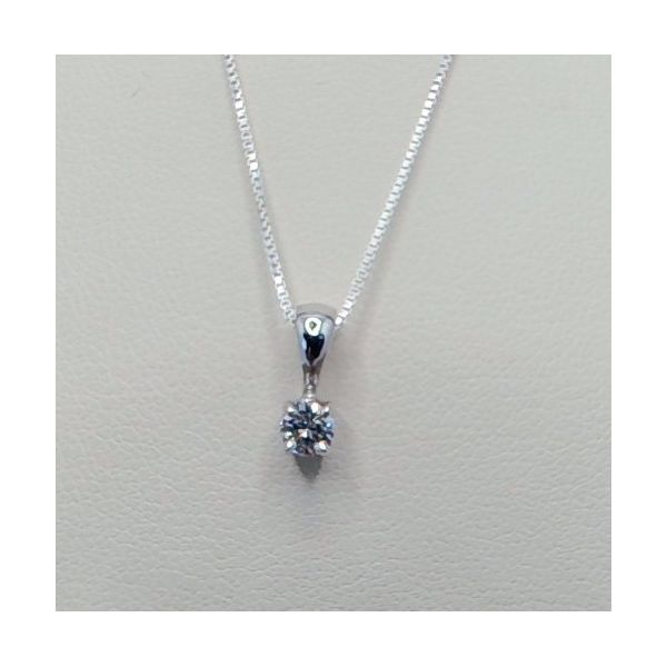 Diamond Pendant Grayson & Co. Jewelers Iron Mountain, MI