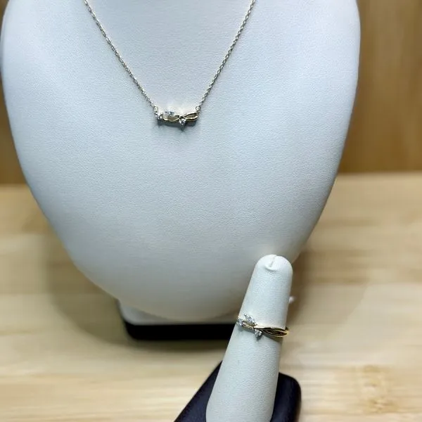 Diamond Necklace Image 3 Grayson & Co. Jewelers Iron Mountain, MI