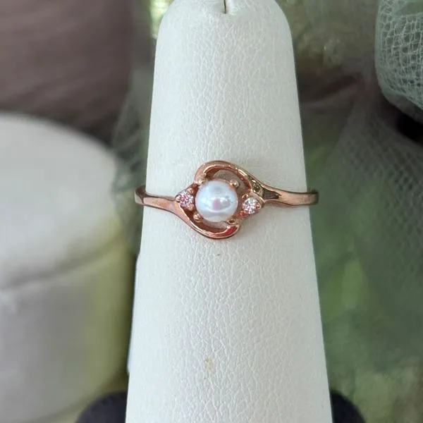 Gemstone Fashion Ring Grayson & Co. Jewelers Iron Mountain, MI
