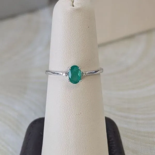 Gemstone Fashion Ring Grayson & Co. Jewelers Iron Mountain, MI