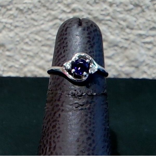 Gemstone Fashion Ring Grayson & Co. Jewelers Iron Mountain, MI