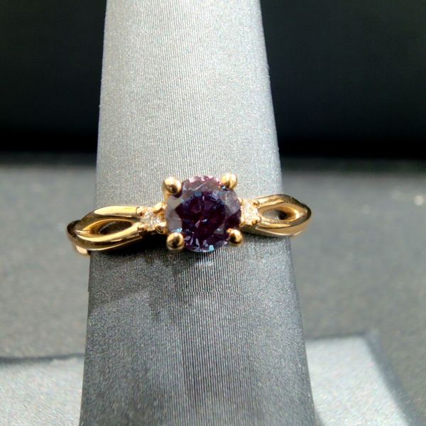 Gemstone Fashion Ring Grayson & Co. Jewelers Iron Mountain, MI