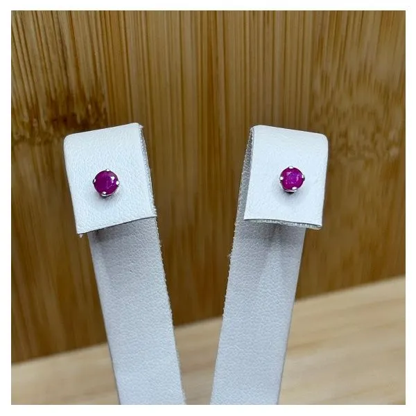 Gemstone Earrings Grayson & Co. Jewelers Iron Mountain, MI