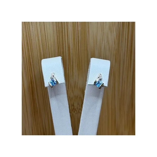 Gemstone Earrings Grayson & Co. Jewelers Iron Mountain, MI