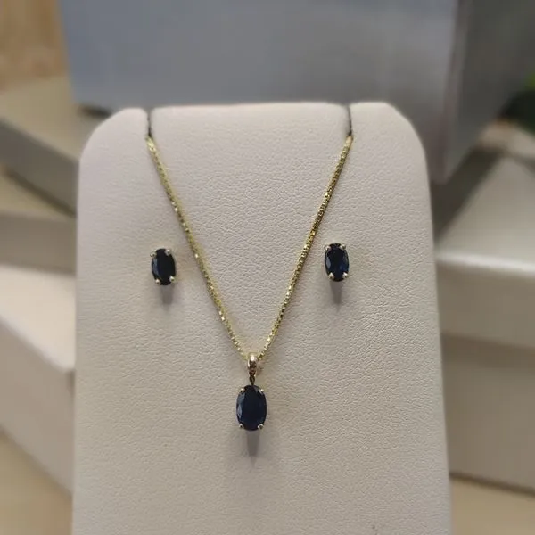 Gemstone Pendants Image 3 Grayson & Co. Jewelers Iron Mountain, MI