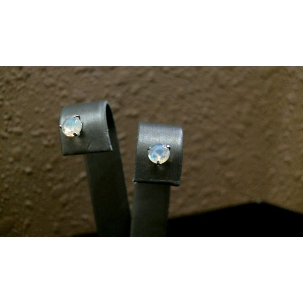 Gemstone Earrings Grayson & Co. Jewelers Iron Mountain, MI