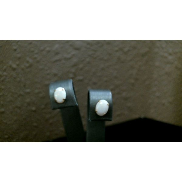 Gemstone Earrings Grayson & Co. Jewelers Iron Mountain, MI