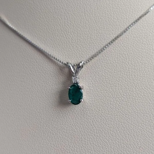 Gemstone Pendants Grayson & Co. Jewelers Iron Mountain, MI